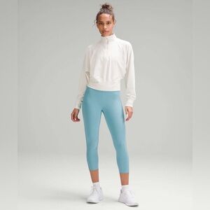 Lululemon Swift Speed High-Rise Crop 21"
Tidal Teal light pastel blue